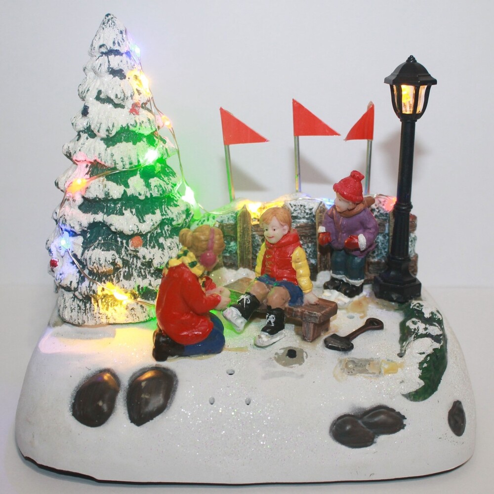 6" Mom & Children Skaters Lighted Christmas Village Accessory Please Read